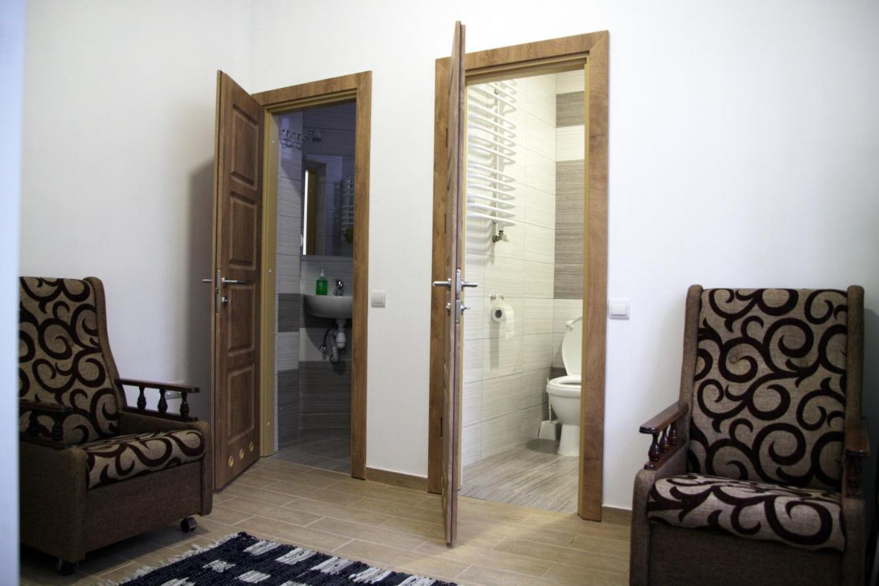 Etno Hostel Lviv Exterior photo